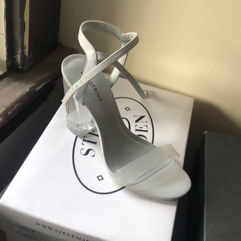 Clear scrappy sandal, never worn